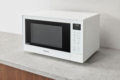 Panasonic NN-CT55RWEPG_OUTLET00001 02 NN CT55RW compact 1